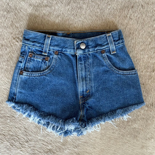 Vintage Levi’s Shorts — 7
