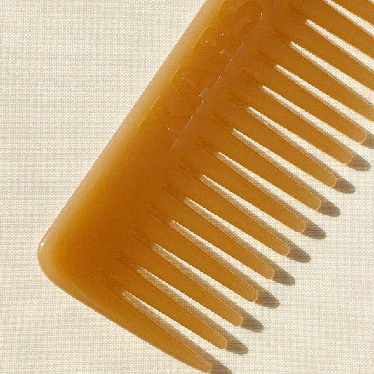 The Essential Comb | Latte