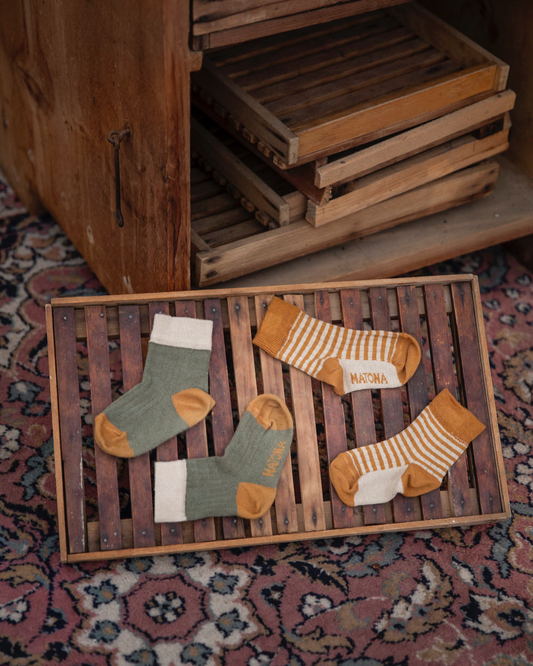 Ribbed Socks (Multiple Colors)